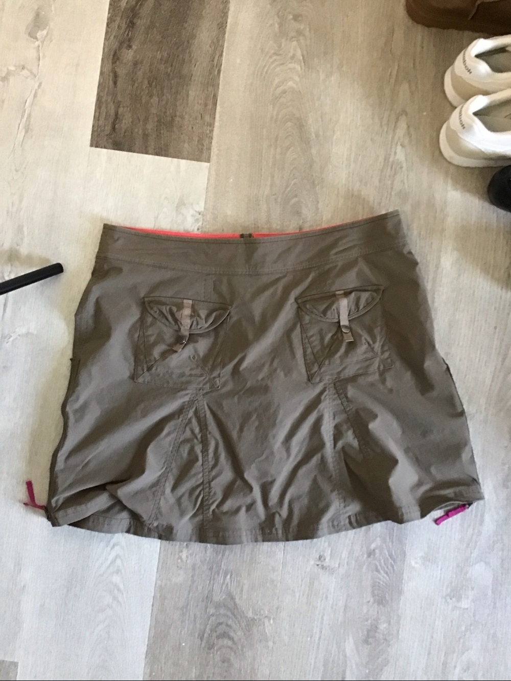 Title Nine Two-Tone Athletic Skort in Coral & Fuchsia